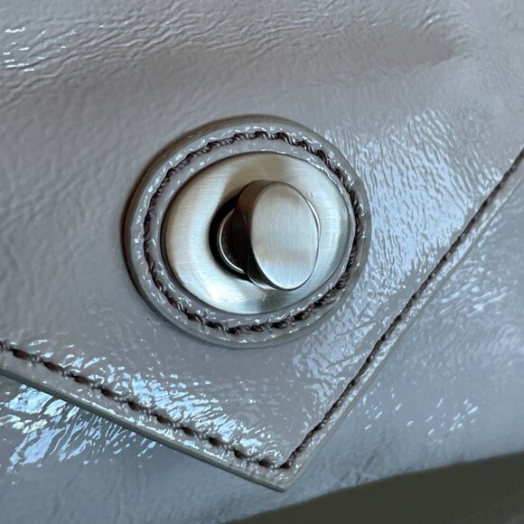 MIMCO Dove Grey Electro Envelope Clutch Wristlet - Picture 4 of 9